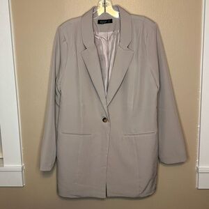 Stoosh Women's Beige Silk Feel Blazer Size Medium